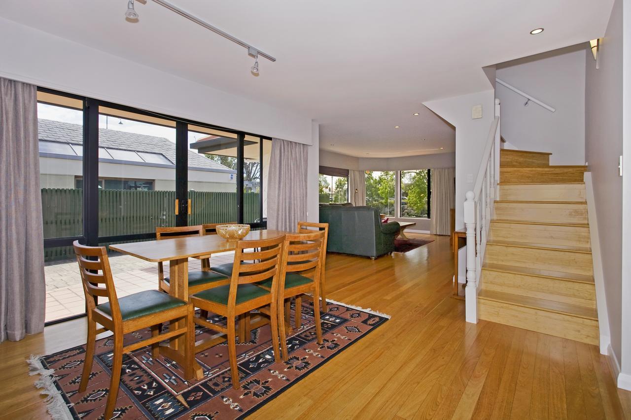 Riverside Villa - In The City By The River! Nelson Luaran gambar